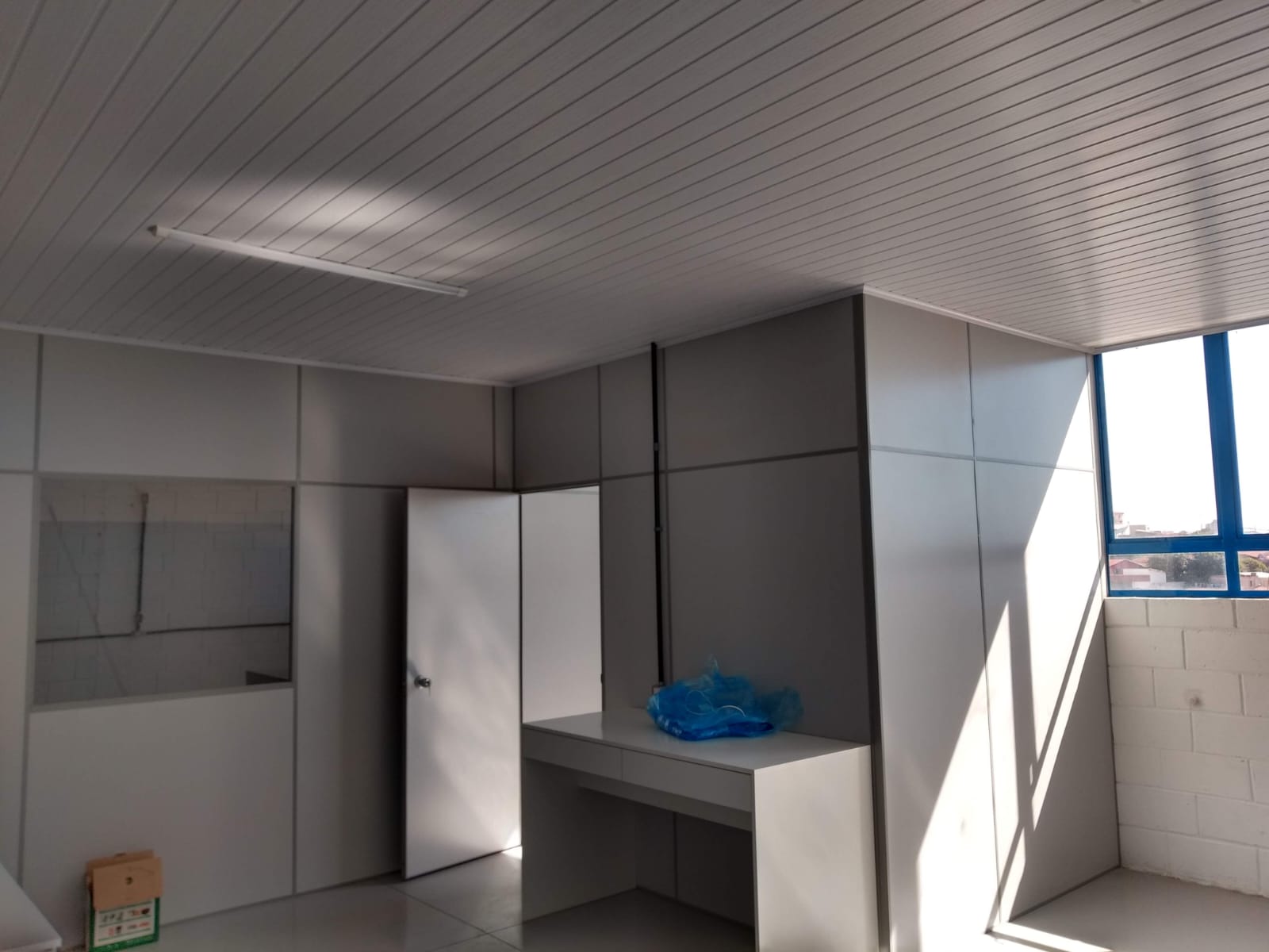 Divisória de eucatex